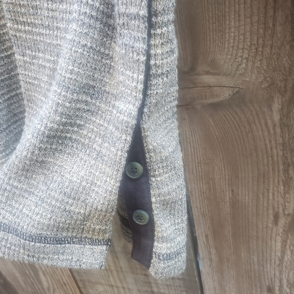 Madewell Thermal Side Button Tee Size Small - Picture 6 of 7